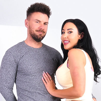 Hubby-Hole Gay-Show